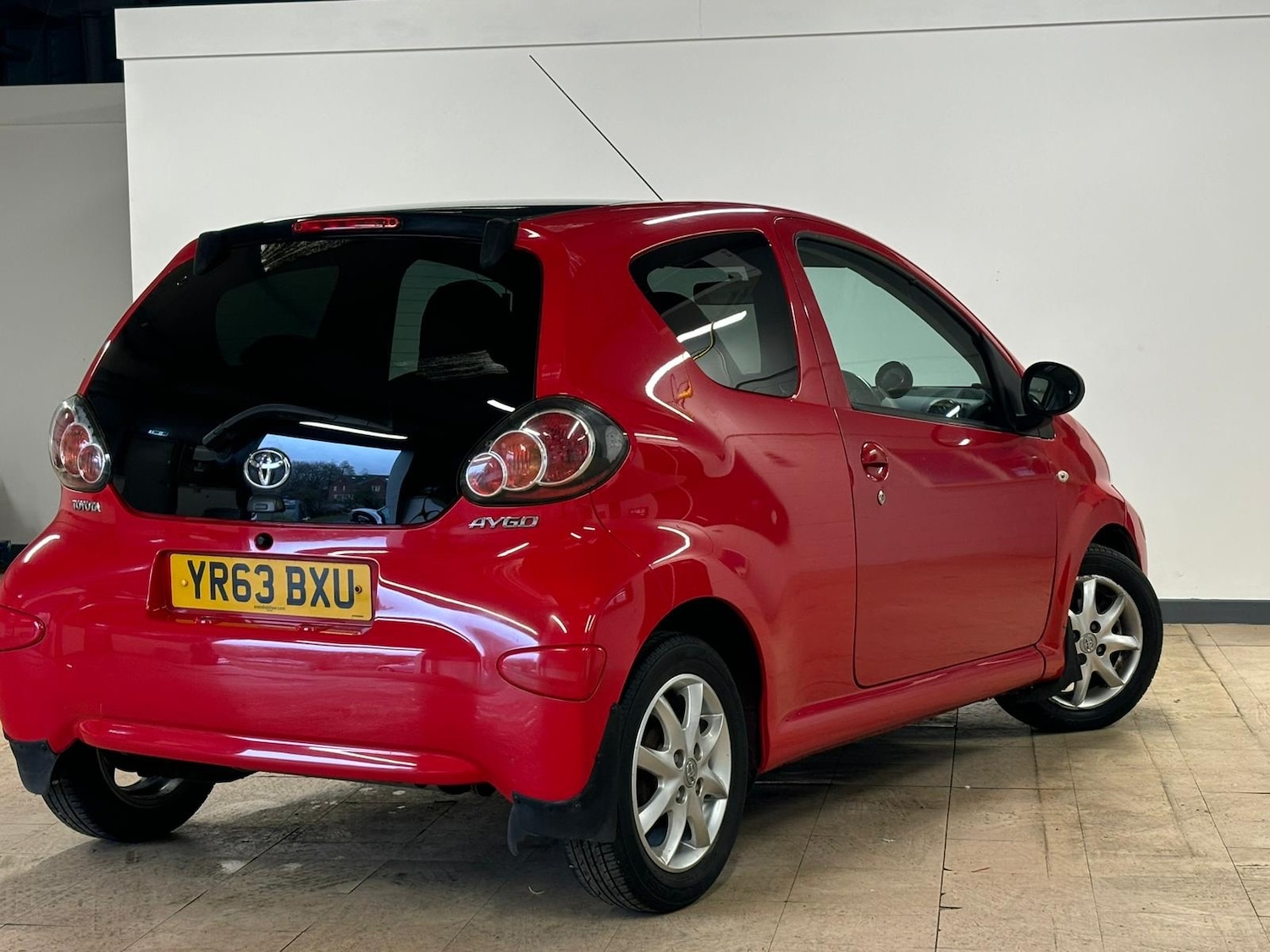 Used Toyota AYGO 2013 for sale - 77906752: Photo 9