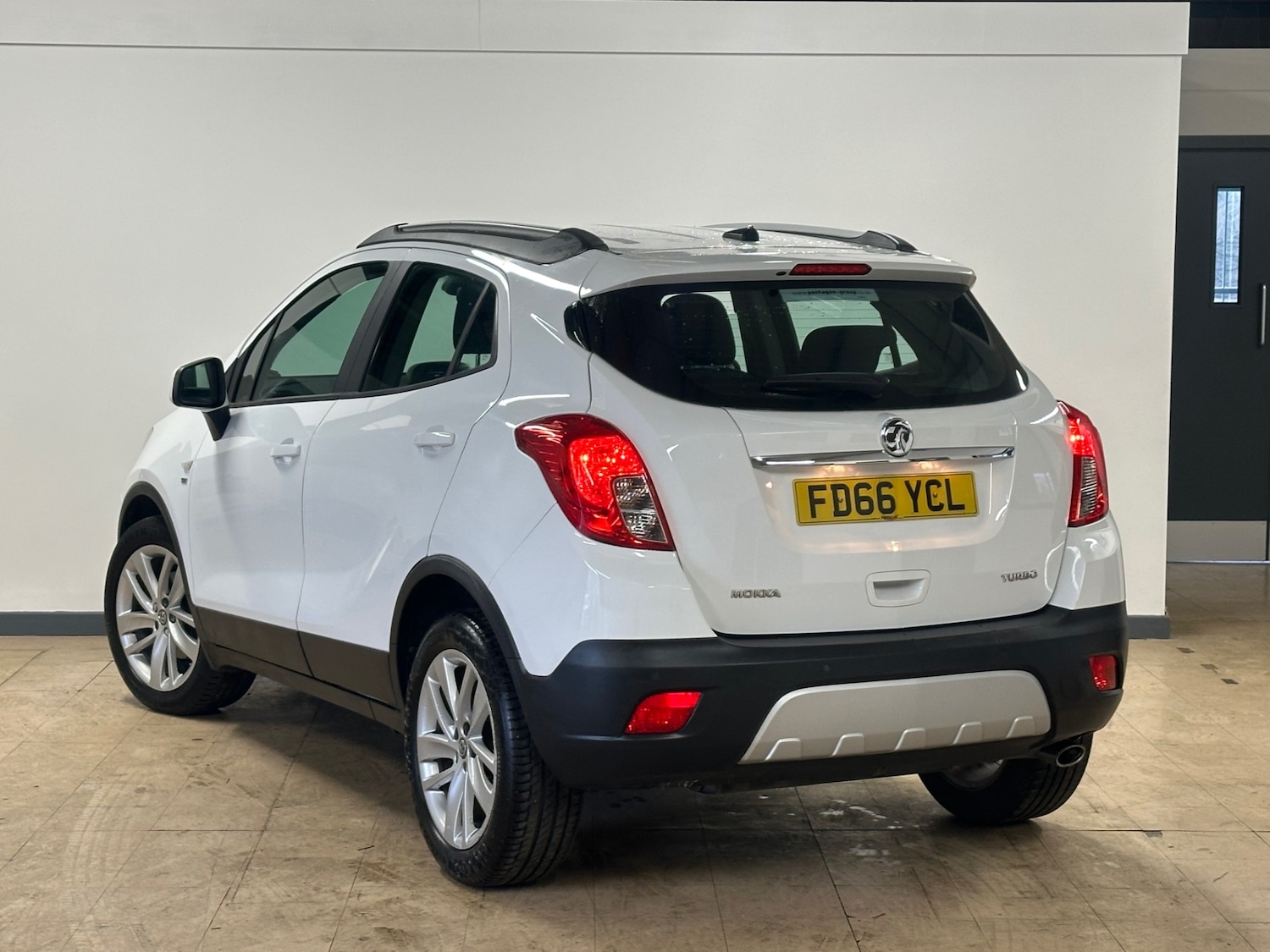 Used Vauxhall Mokka 2016 for sale - 77902930: Photo 4