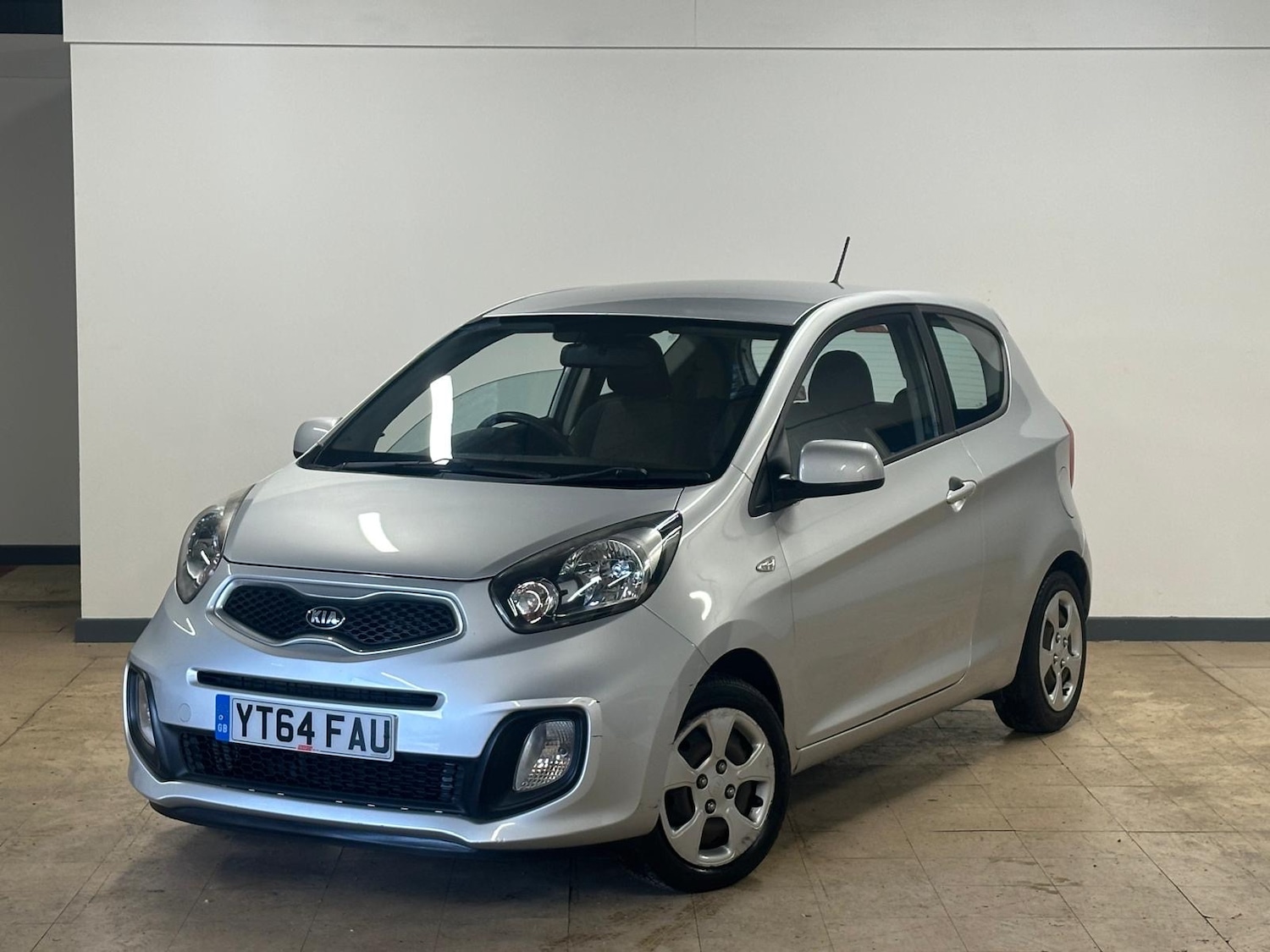 Used Kia Picanto 2014 for sale - 78219738: Photo 2