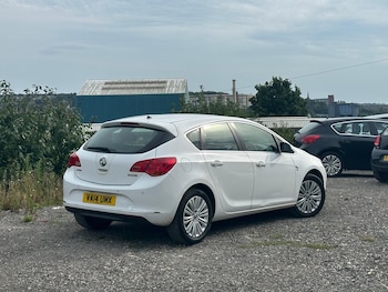 Used Vauxhall Astra 2014 for sale - 75615719: Photo