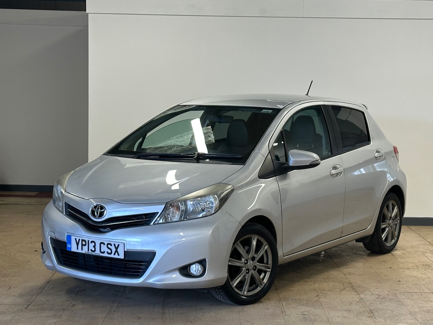Used Toyota Yaris 2013 for sale - 77903405: Photo 1