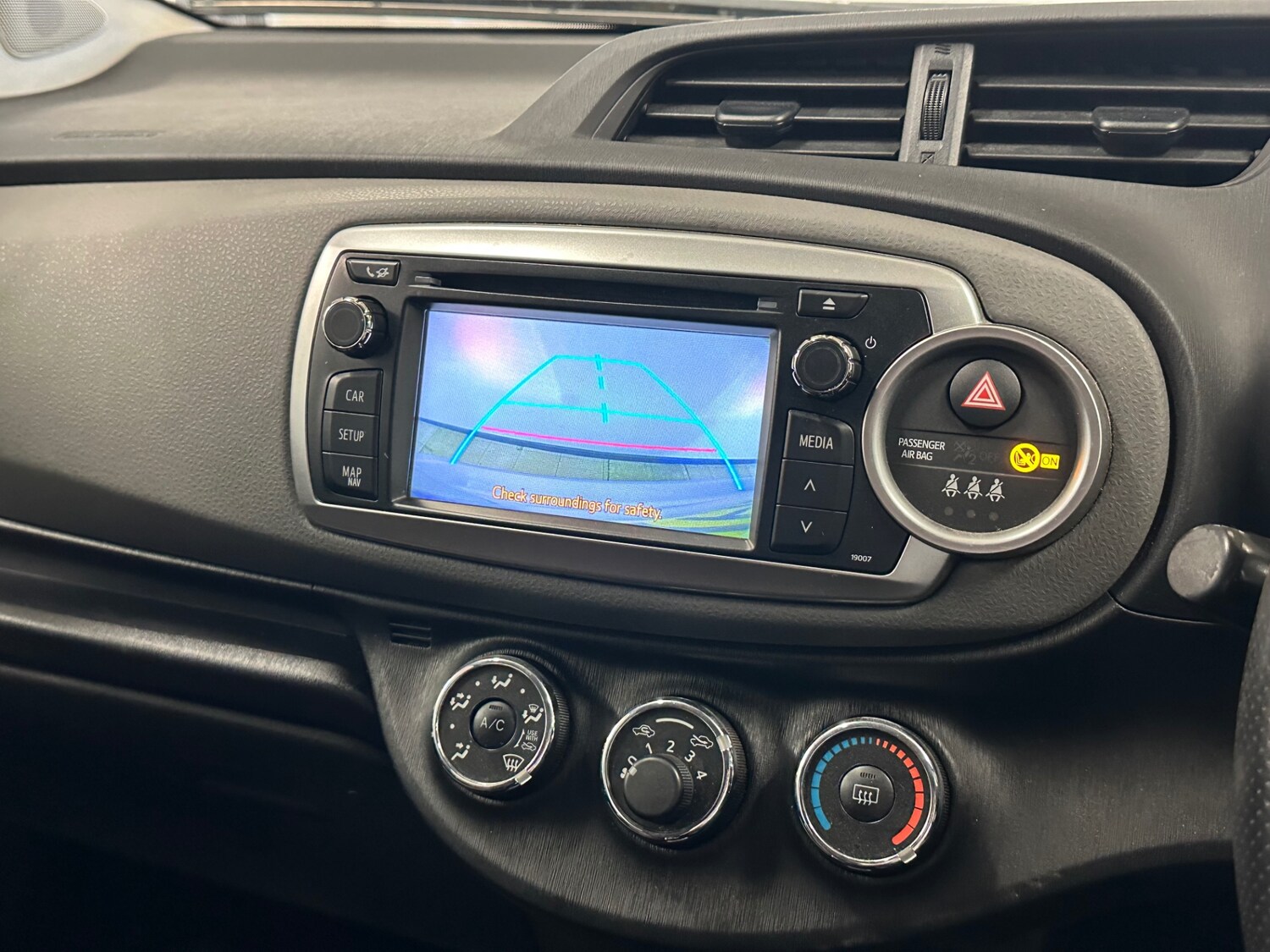 Used Toyota Yaris 2013 for sale - 77903405: Photo 13