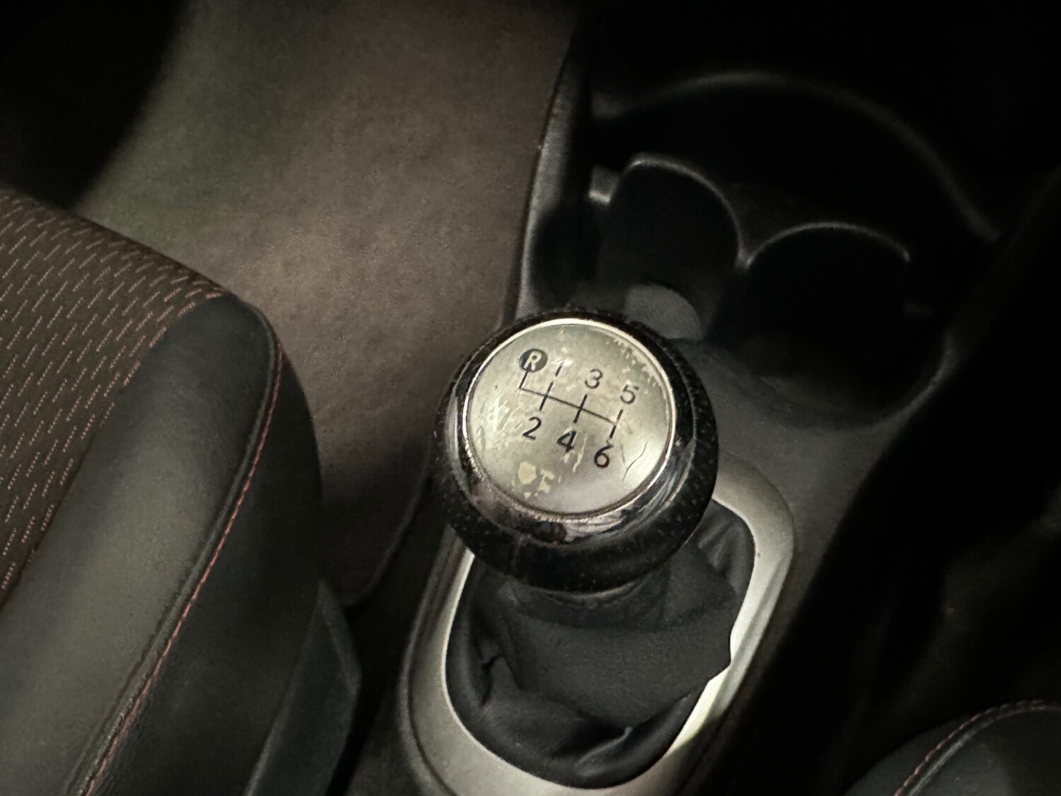 Used Toyota Yaris 2013 for sale - 77903405: Photo 19