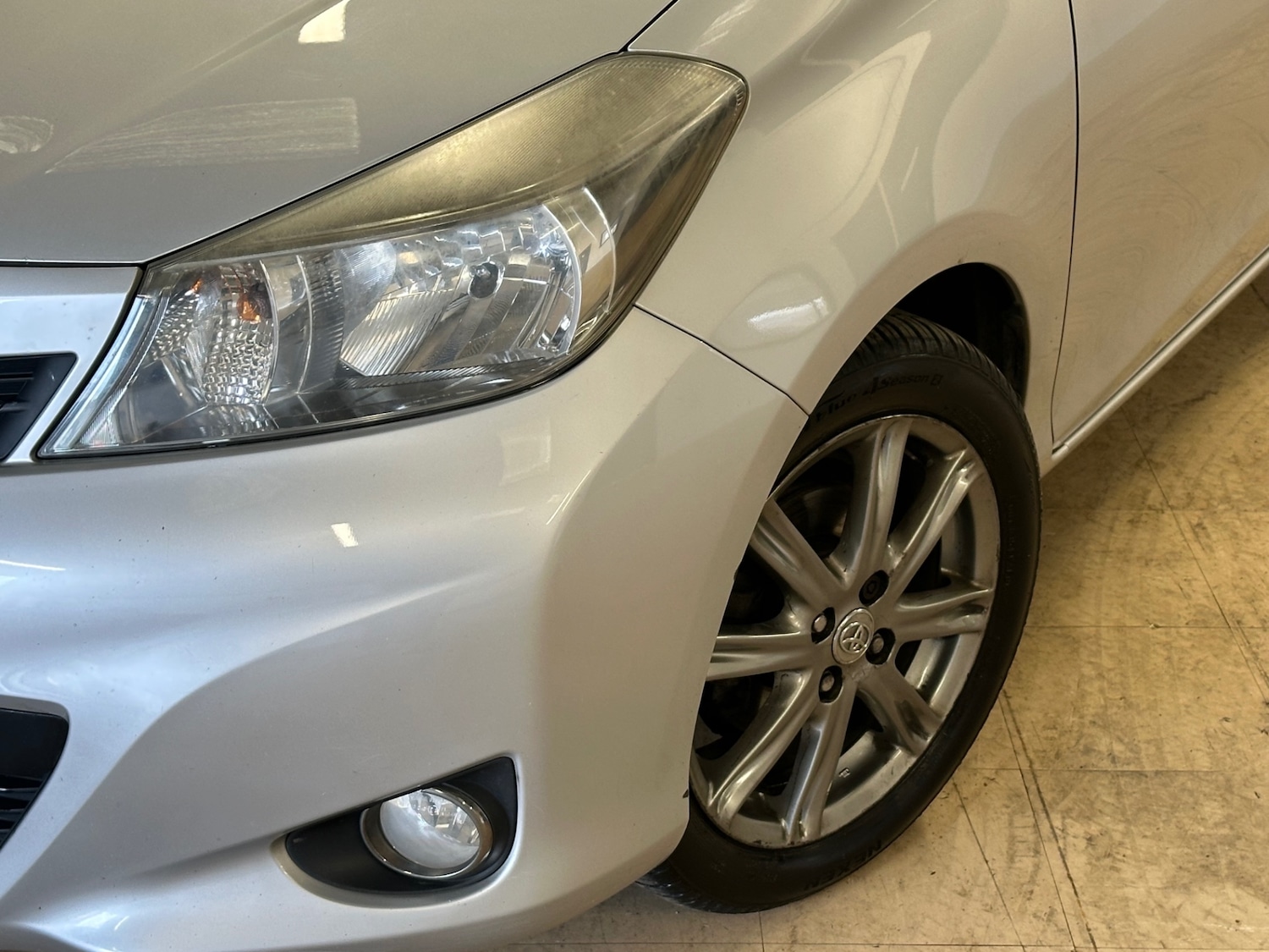 Used Toyota Yaris 2013 for sale - 77903405: Photo 2
