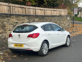 Used Vauxhall Astra 2014 for sale - 76565561: Photo