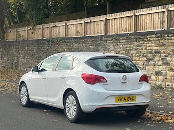 Used Vauxhall Astra 2014 for sale - 76565561: Photo