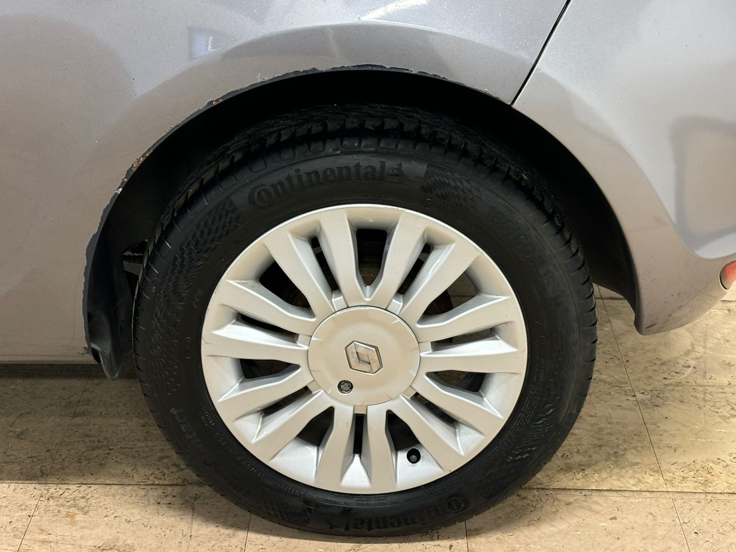 Used Renault Clio 2010 for sale - 77906308: Photo 16