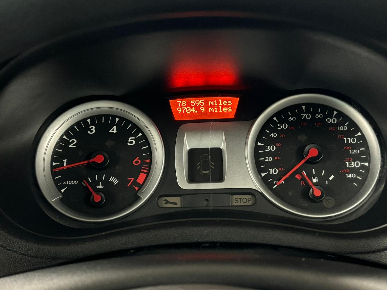 Used Renault Clio 2010 for sale - 77906308: Photo 25