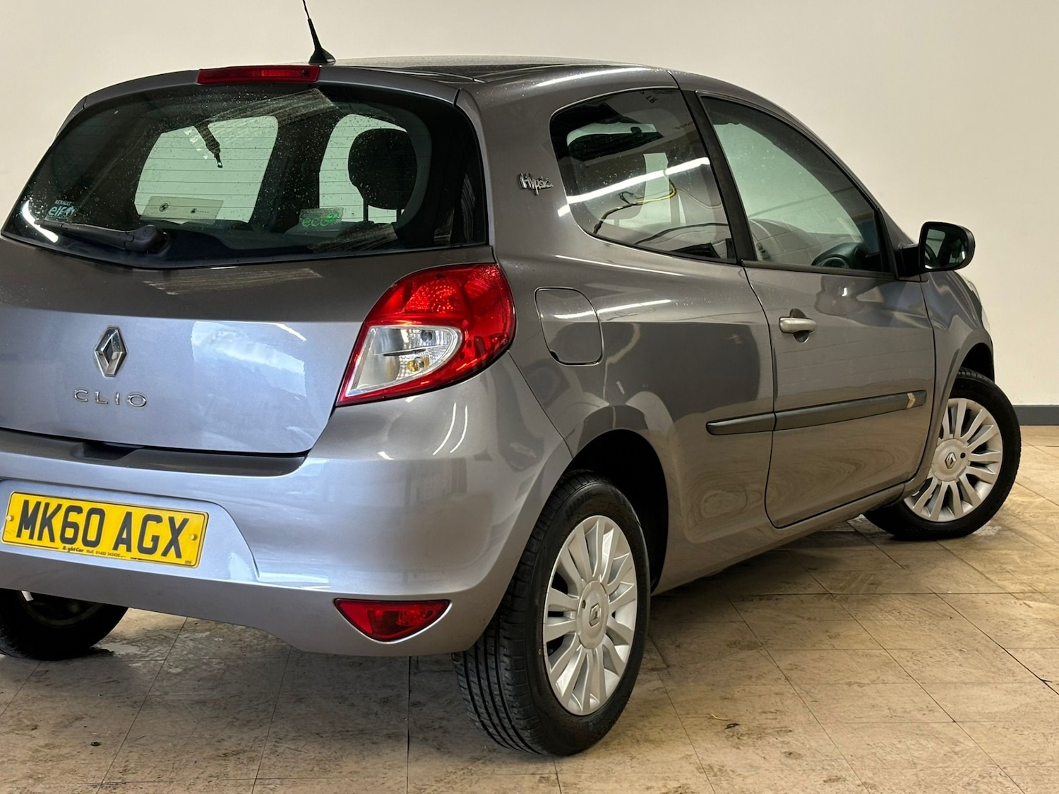 Used Renault Clio 2010 for sale - 77906308: Photo 6