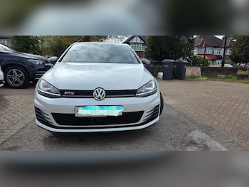 Used Volkswagen Golf 2015 for sale - 78854423: Photo