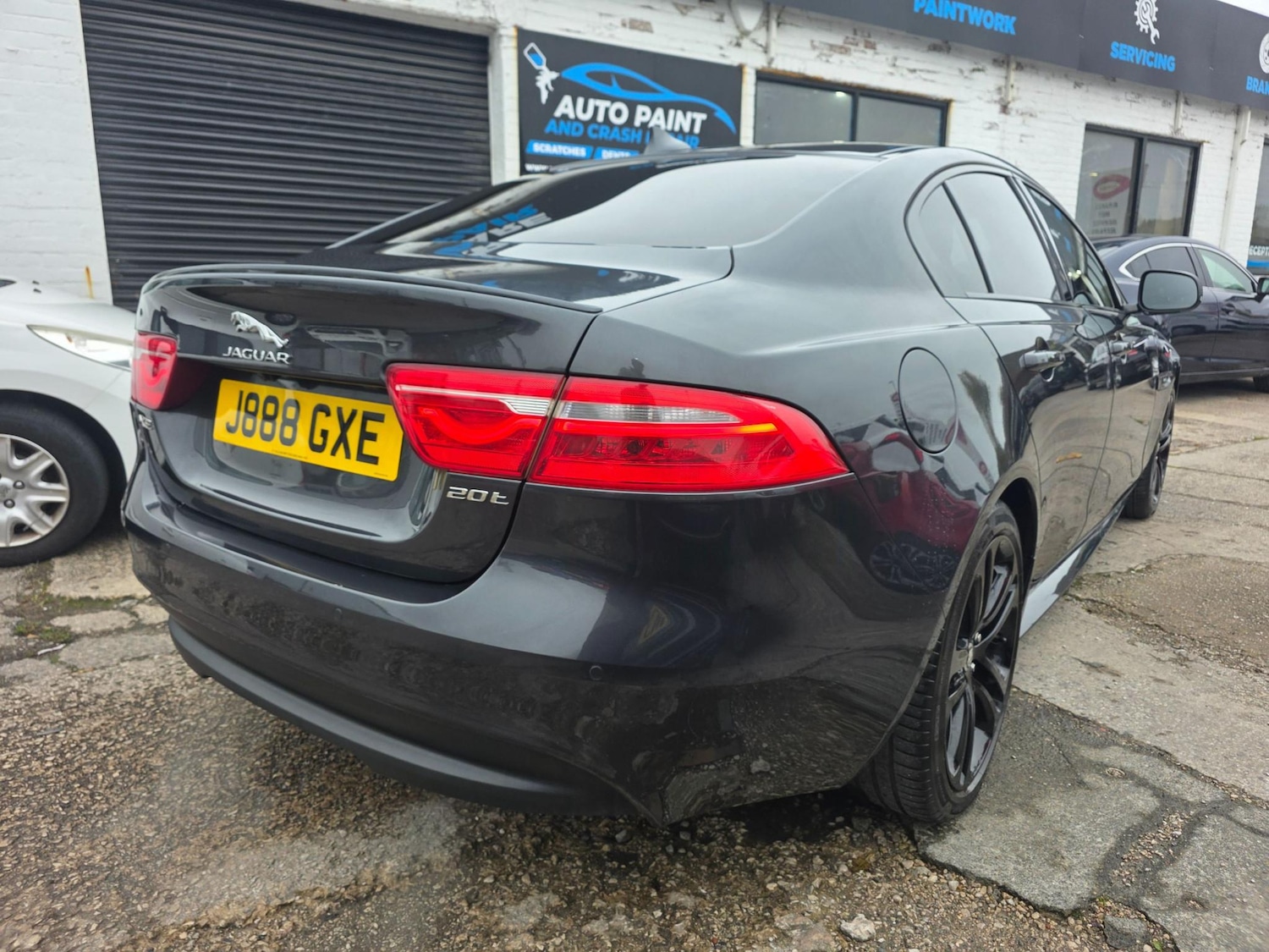 Used Jaguar XE 2016 for sale - 76391273: Photo 11