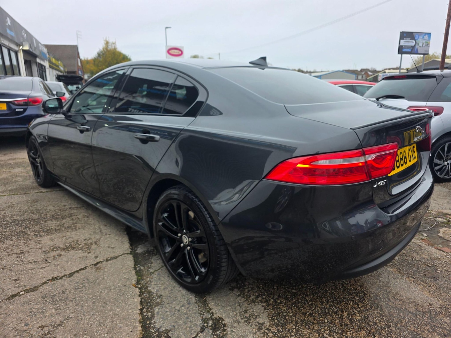 Used Jaguar XE 2016 for sale - 76391273: Photo 9
