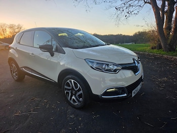 Used Renault Captur 2016 for sale - 76461315: Photo