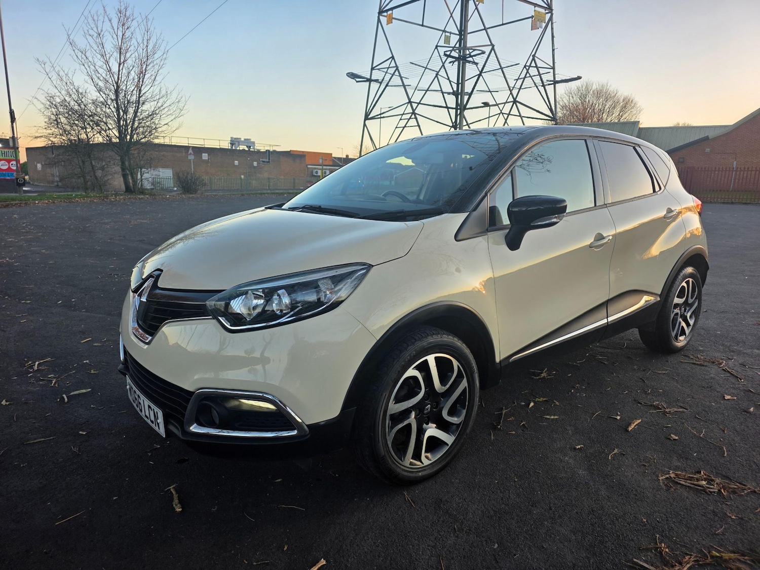 Used Renault Captur 2016 for sale - 76461315: Photo 9