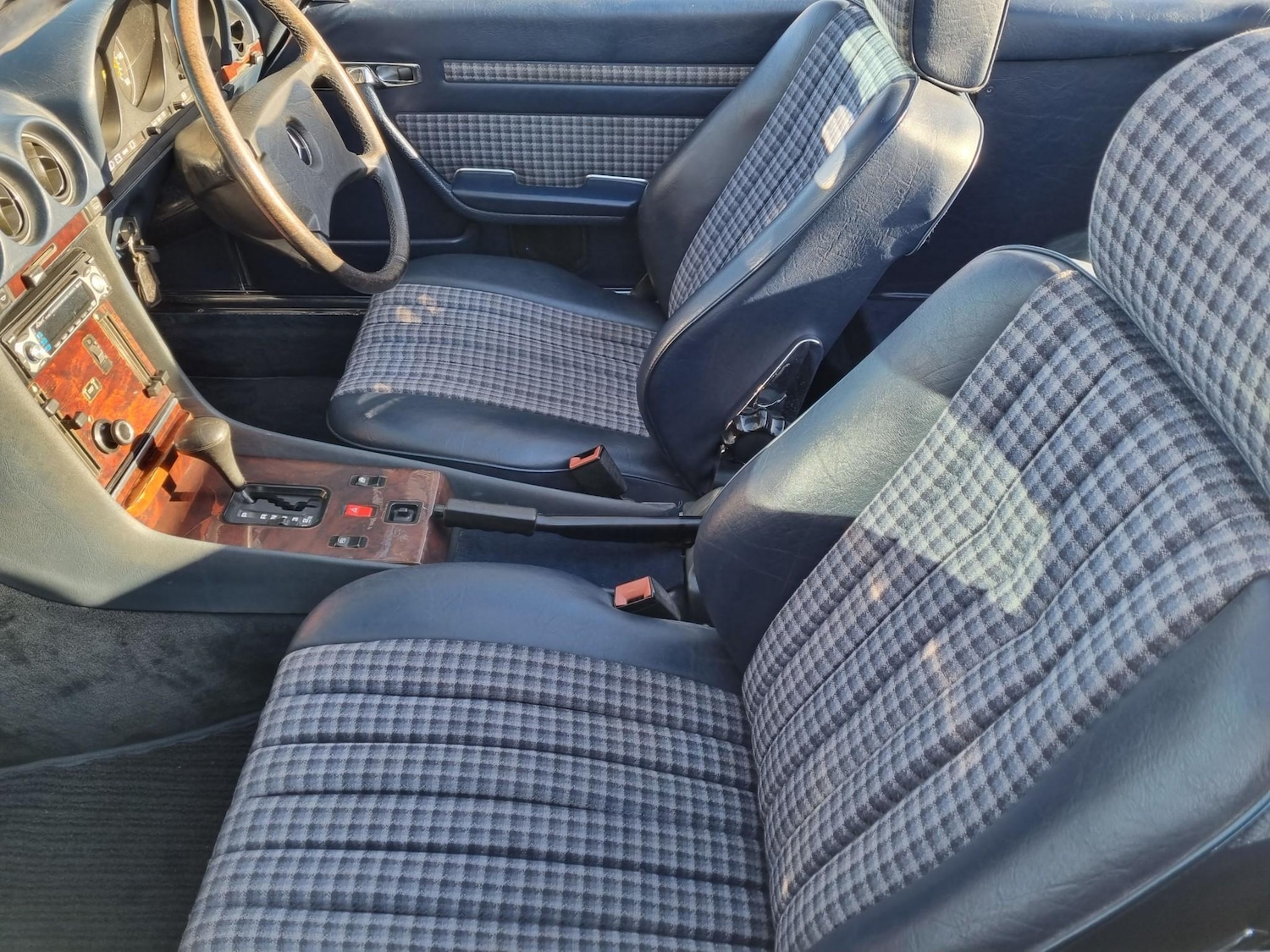 Used Mercedes-Benz SL 1986 for sale - 76461317: Photo 19