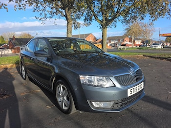 2015 (15) - 1.2 TSI 110 SE 5dr