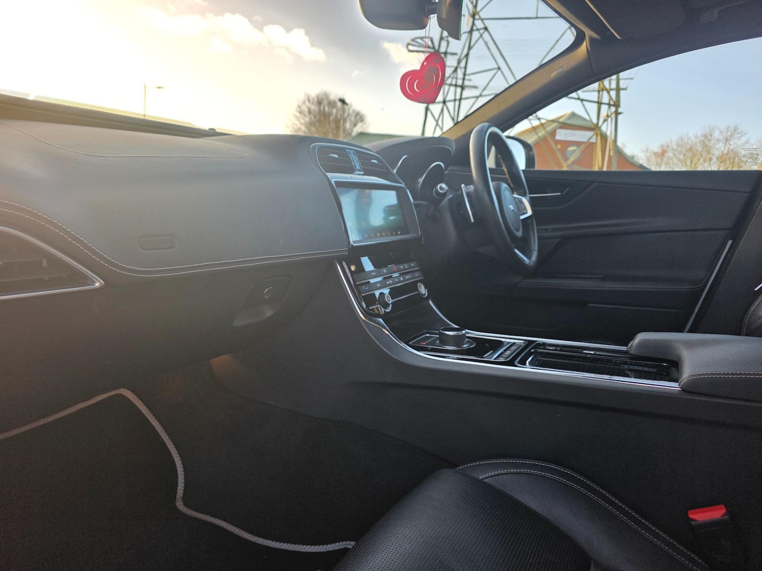 Used Jaguar XE 2019 for sale - 76895955: Photo 13