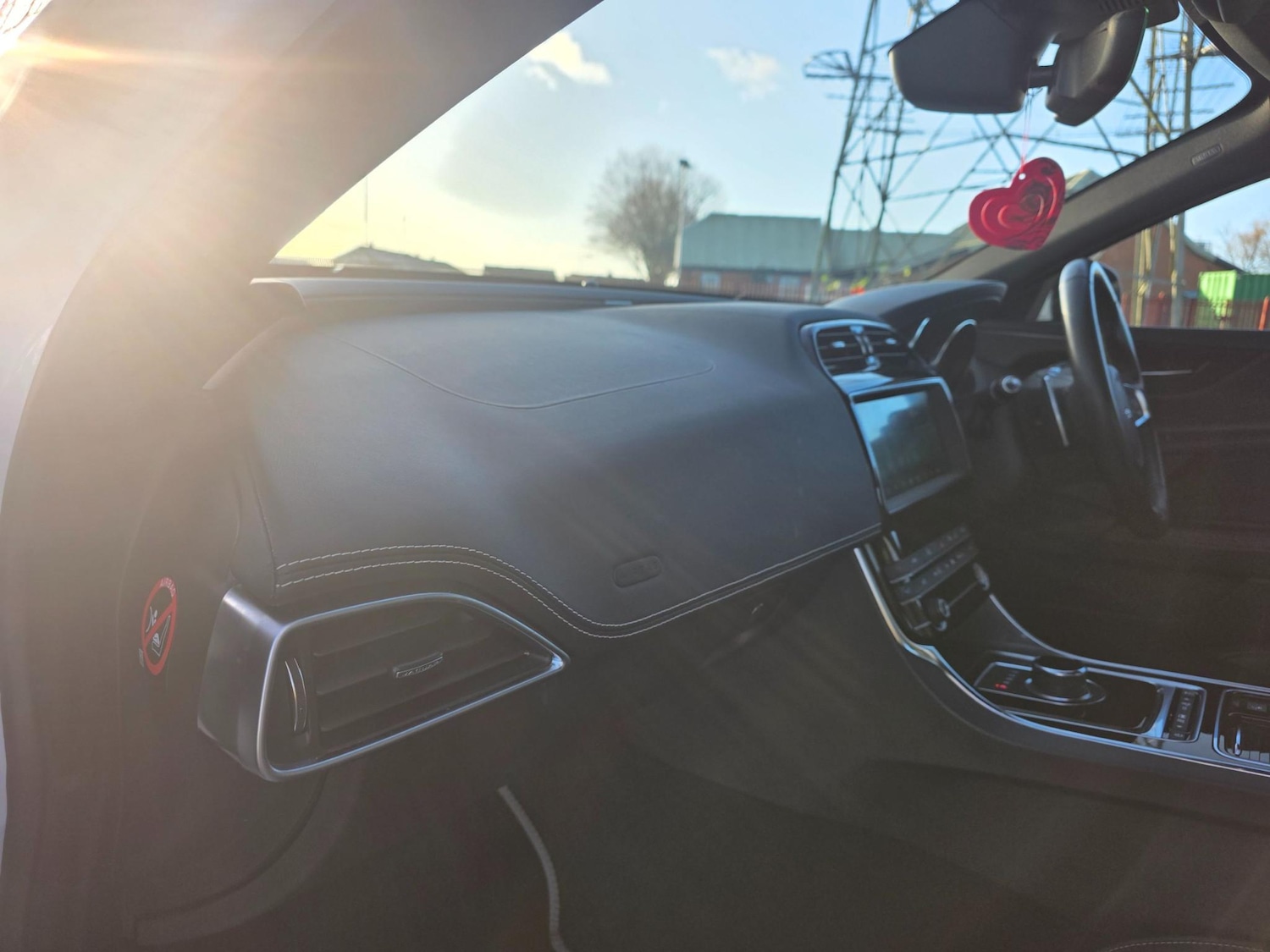 Used Jaguar XE 2019 for sale - 76895955: Photo 17