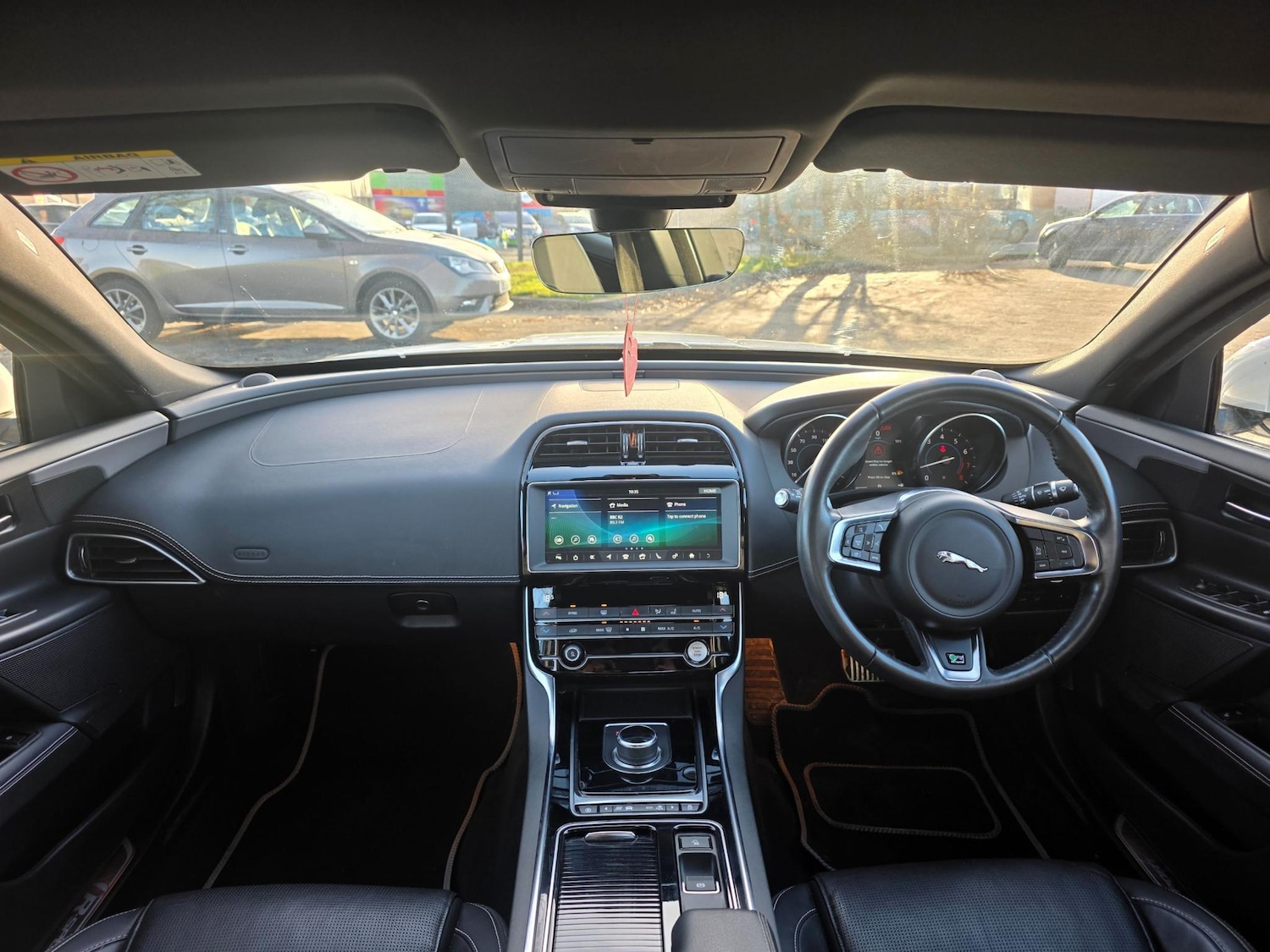 Used Jaguar XE 2019 for sale - 76895955: Photo 20
