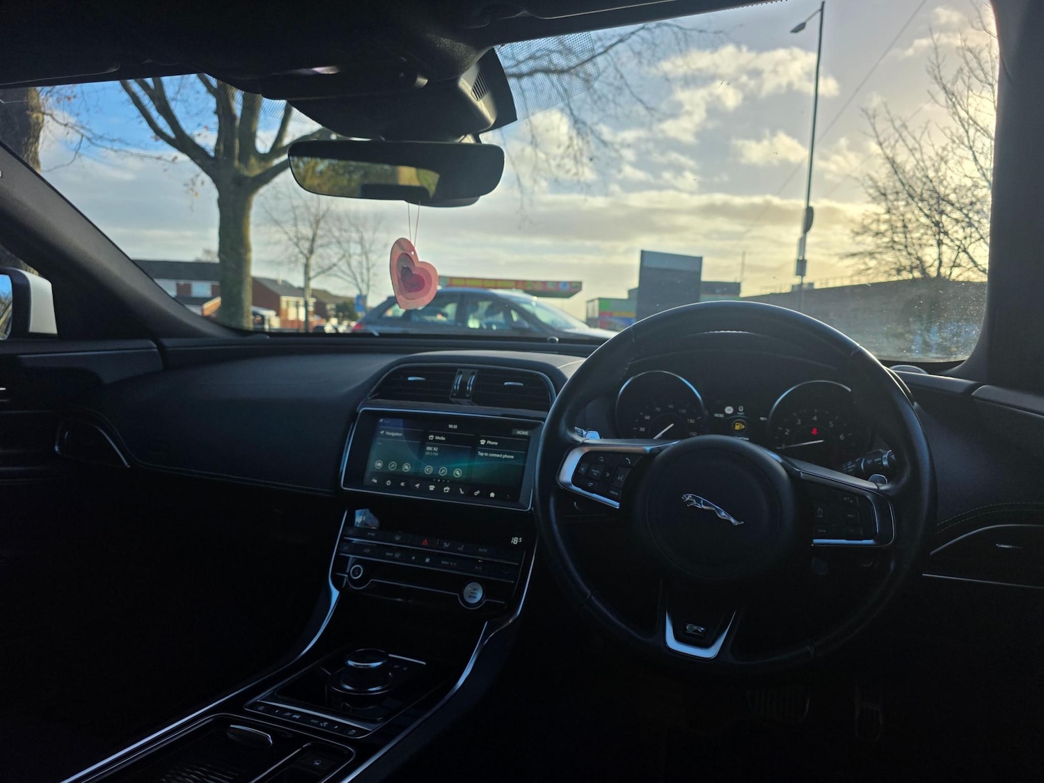 Used Jaguar XE 2019 for sale - 76895955: Photo 23