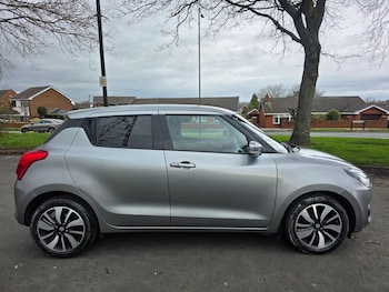 Used Suzuki Swift 2017 for sale - 77152409: Photo