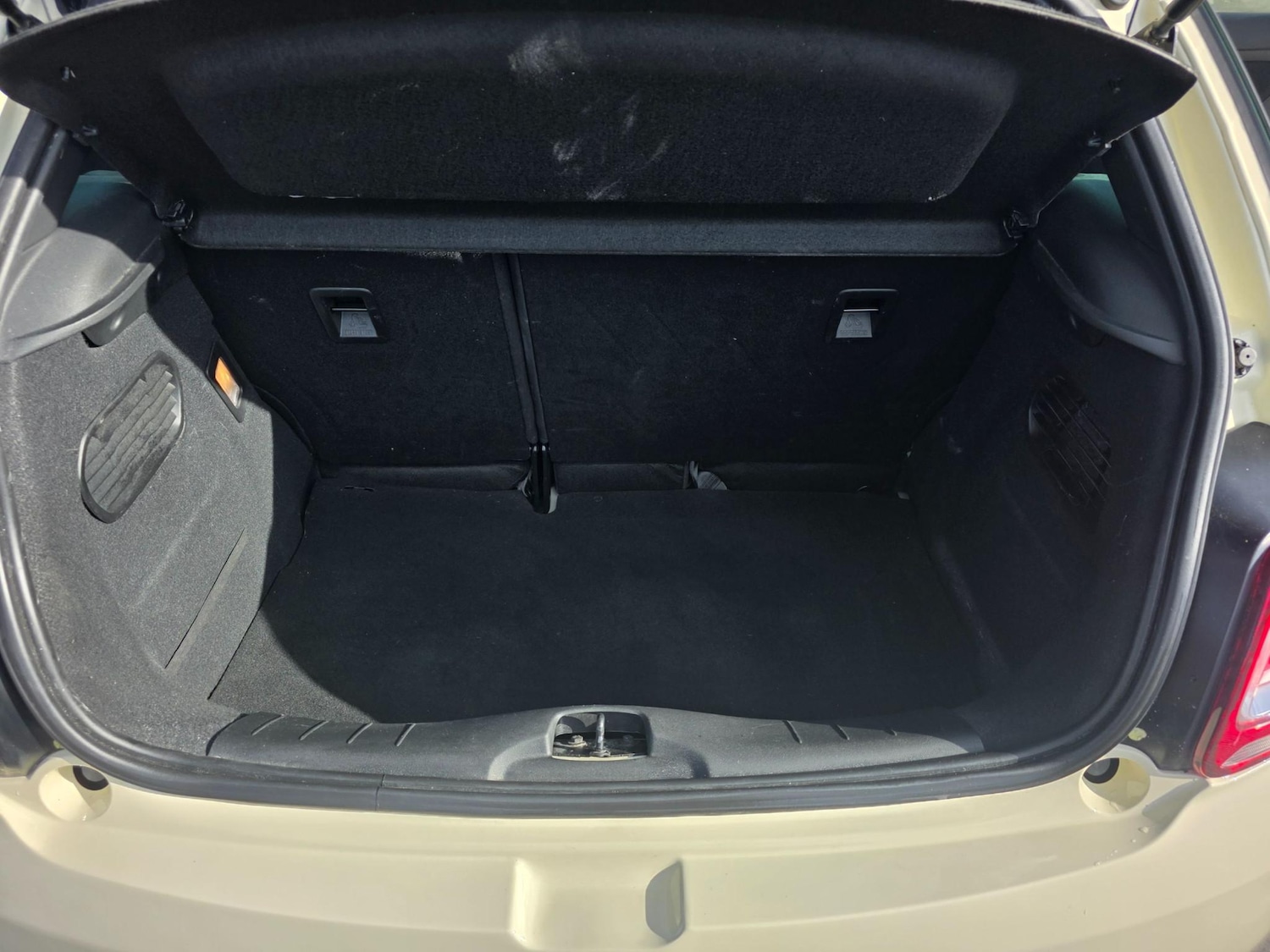 Used DS Automobiles DS 3 2017 for sale - 77607908: Photo 17