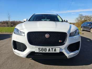 Used Jaguar F-Pace 2017 for sale - 75253177: Photo