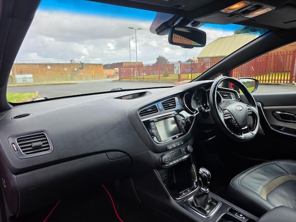 Used Kia Pro Ceed 2015 for sale - 75487248: Photo 20