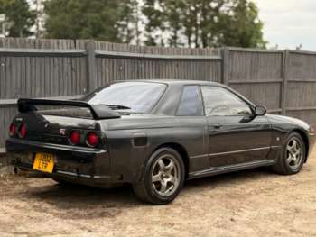 Used Nissan Skyline 1992 for sale - 75037291: Photo