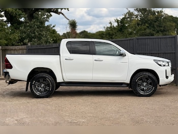 Used Toyota Hilux 2021 for sale - 75342964: Photo
