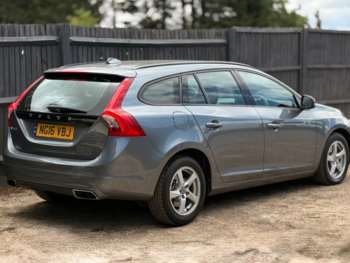 Used Volvo V60 2016 for sale - 75074586: Photo