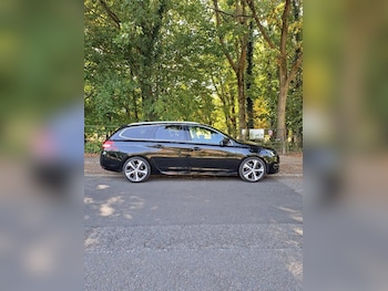 Peugeot - 308