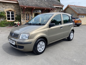 2007 (57) - 32,000 miles! 1.2 Dynamic 5dr