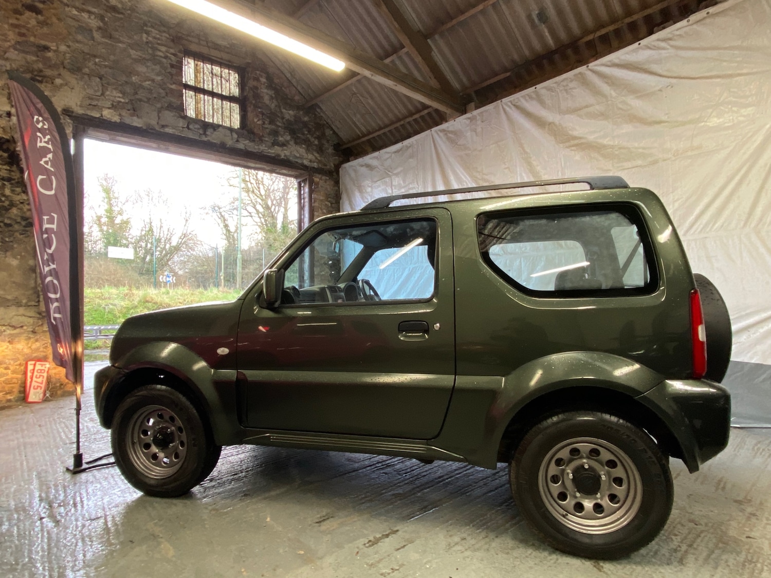 Used Suzuki Jimny 2015 for sale - 77399390: Photo 6