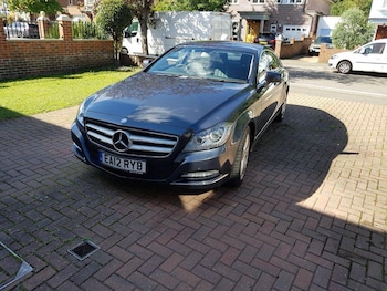 Mercedes-Benz - CLS