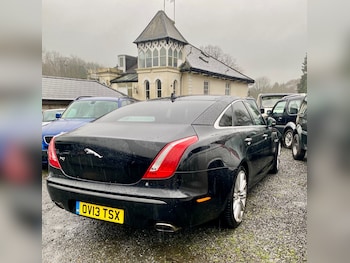 Jaguar XJ feature image