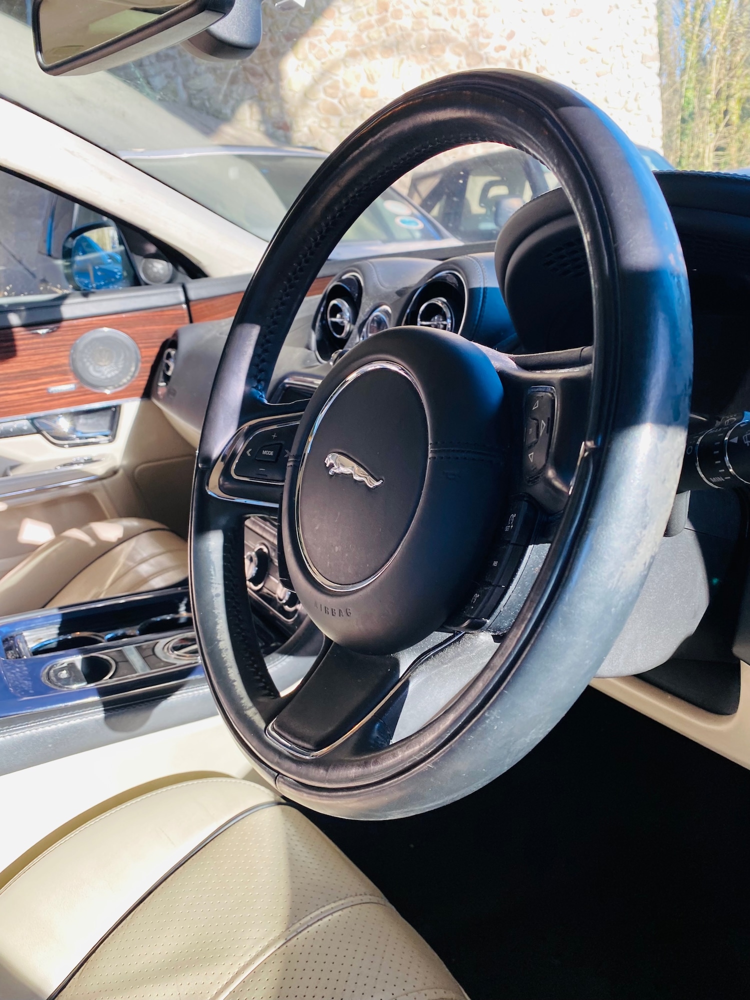 Used Jaguar XJ 2013 for sale - 77129905: Photo 24