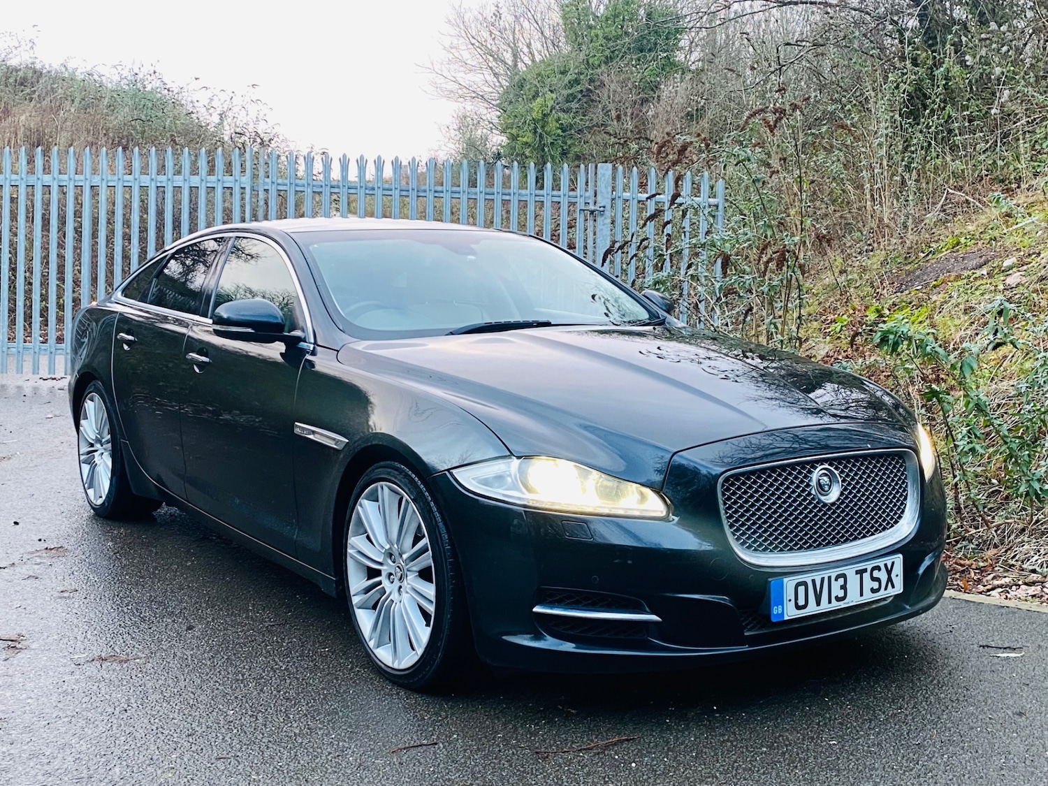 Used Jaguar XJ 2013 for sale - 77129905: Photo 6