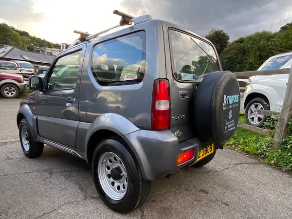 Used Suzuki Jimny 2006 for sale - 73692475: Photo 6