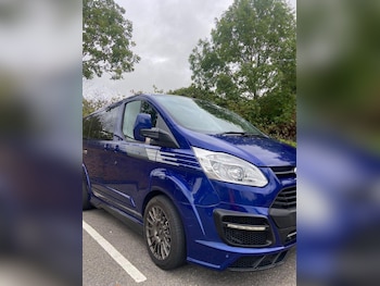 Ford - Tourneo Custom