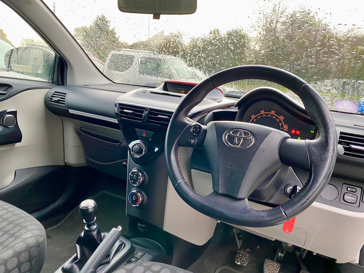 Used Toyota IQ 2011 for sale - 76780457: Photo 6