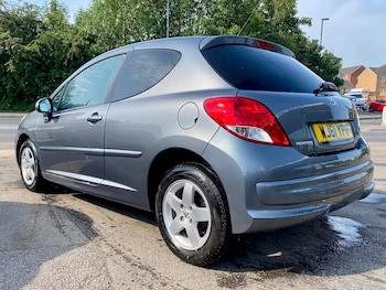Used Peugeot 207 2011 for sale - 75912501: Photo