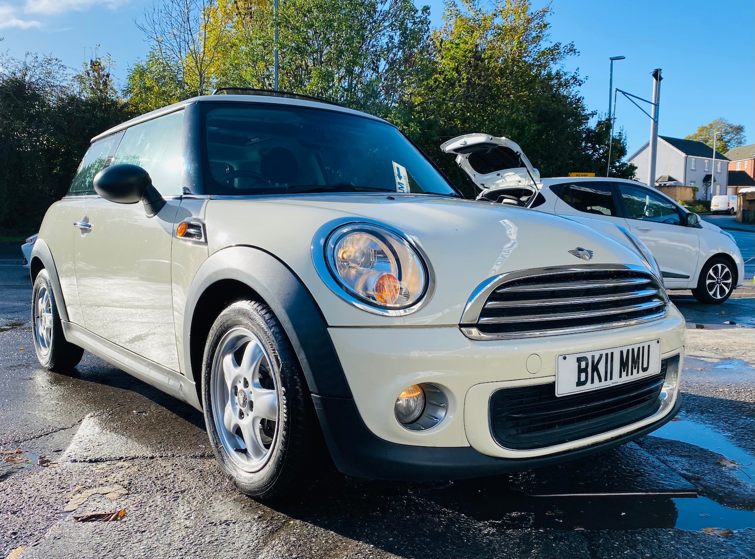 Used MINI Hatch 2011 for sale - 76369407: Photo 1