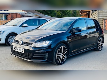 Used Volkswagen Golf 2014 for sale - 76211068: Photo