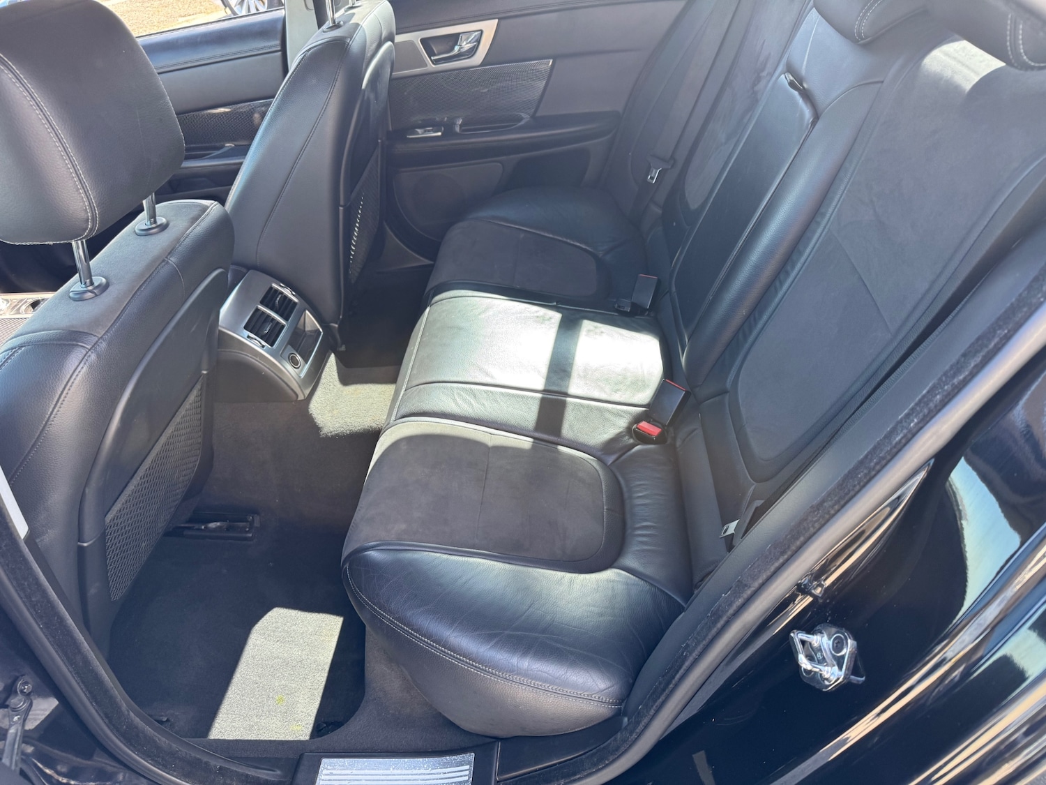 Used Jaguar XF 2013 for sale - 78026223: Photo 25