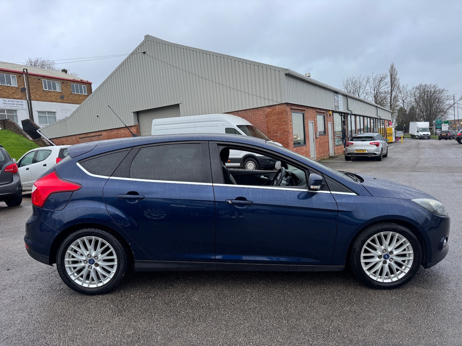 Used Ford Focus 2012 for sale - 76971190: Photo 7