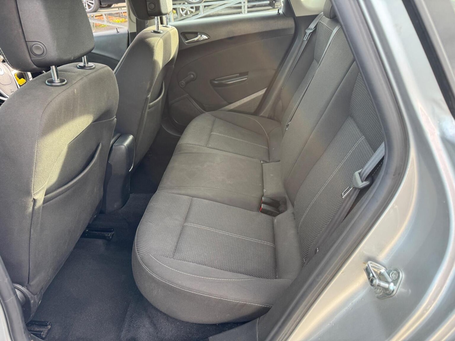 Used Vauxhall Astra 2013 for sale - 76637410: Photo 17