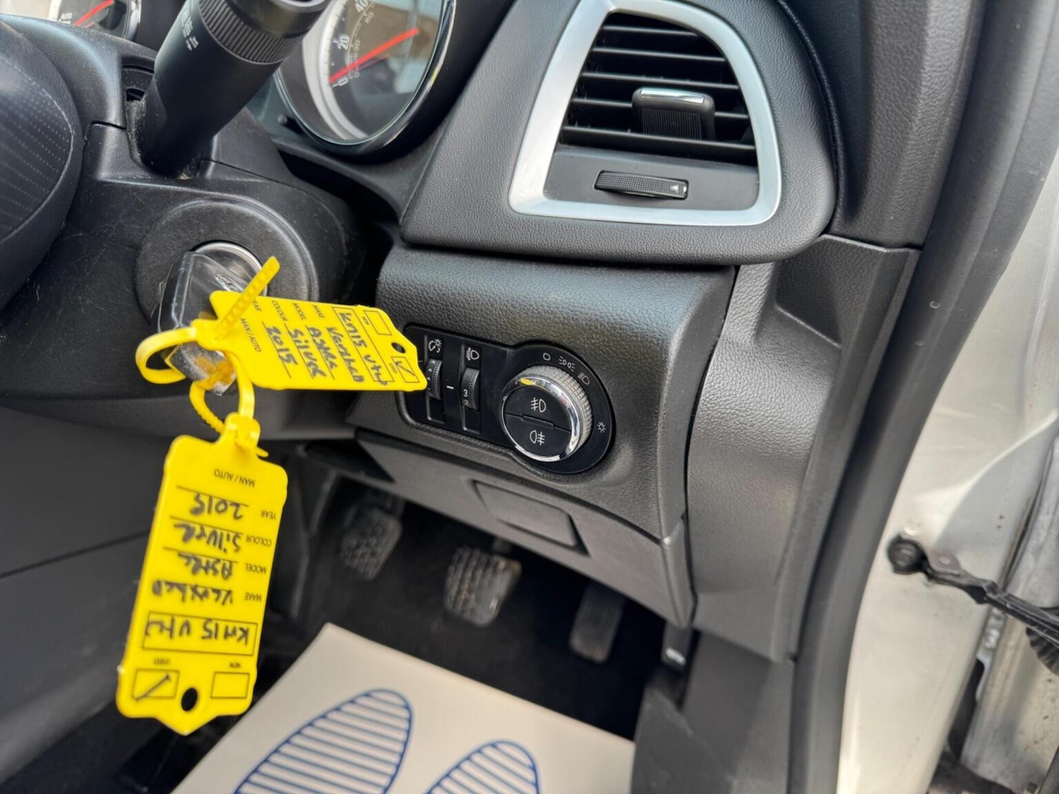 Used Vauxhall Astra 2013 for sale - 76637410: Photo 21