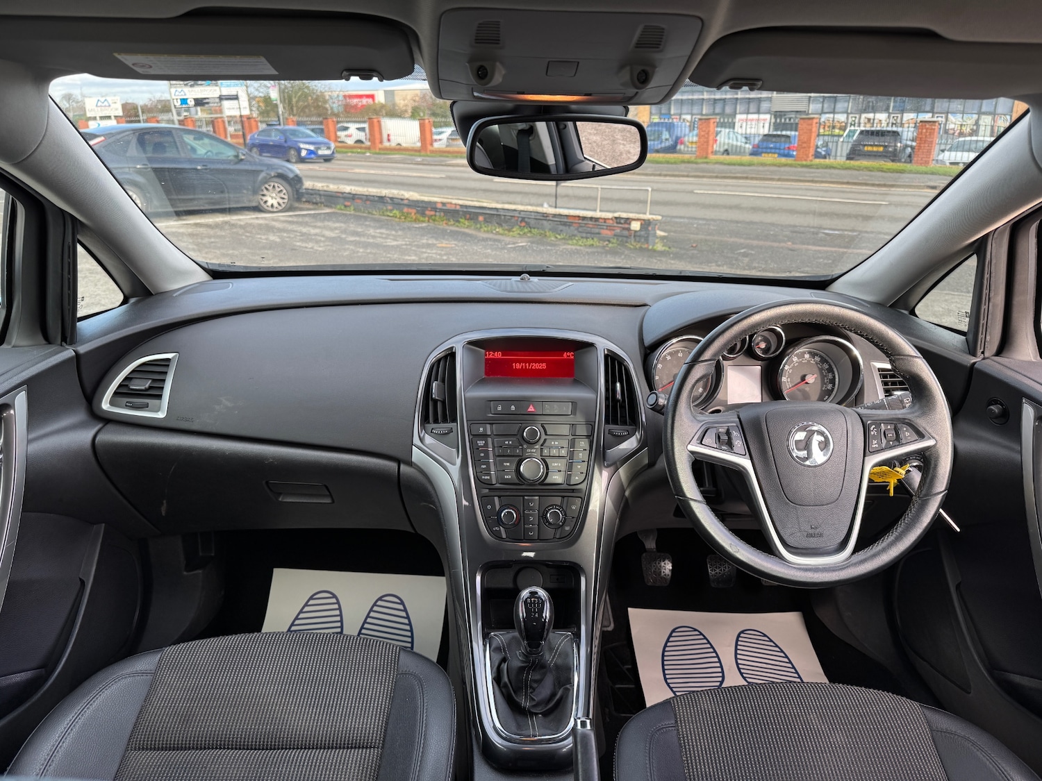 Used Vauxhall Astra 2013 for sale - 76637410: Photo 50