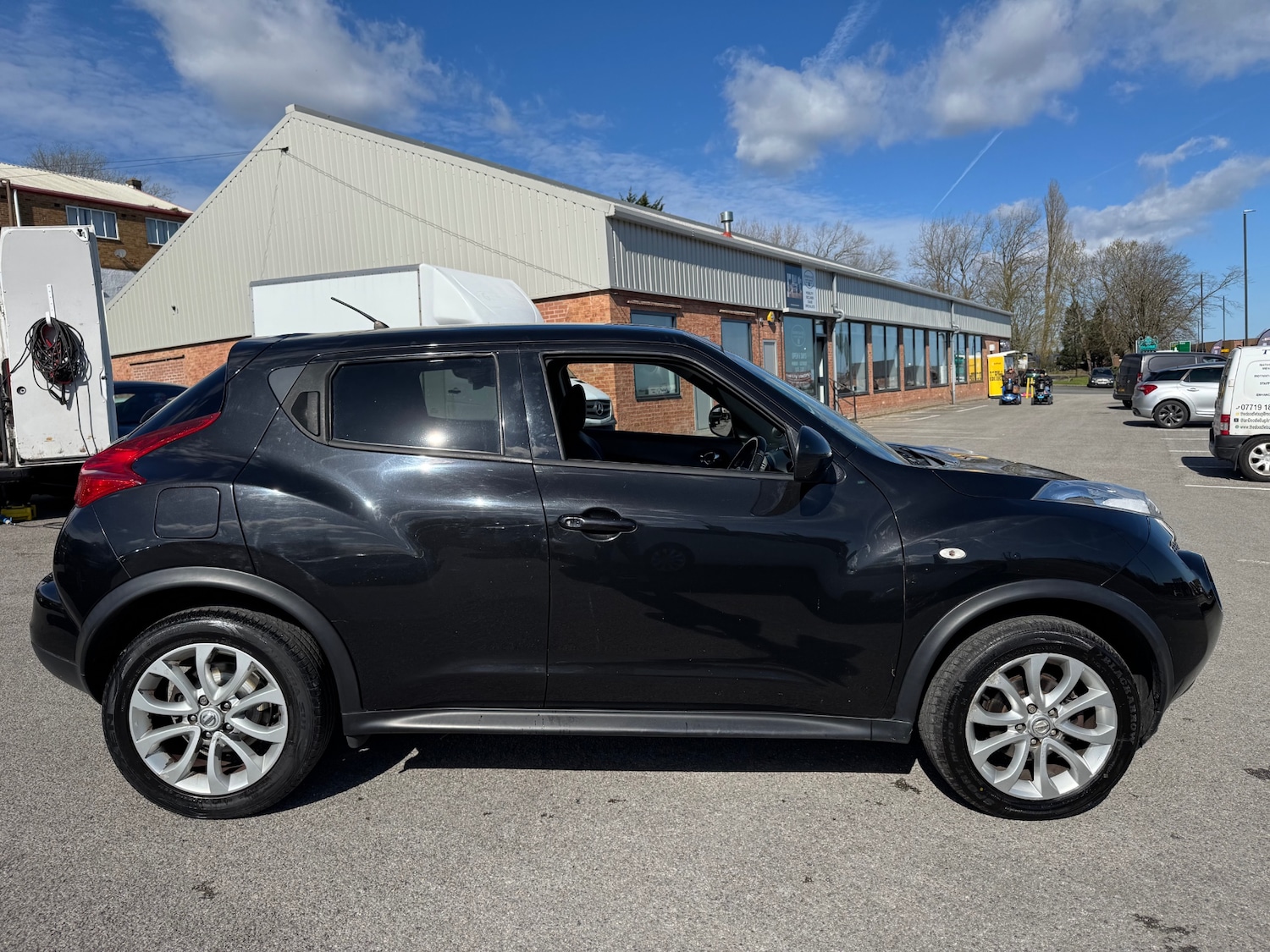 Used Nissan Juke 2014 for sale - 77906860: Photo 6